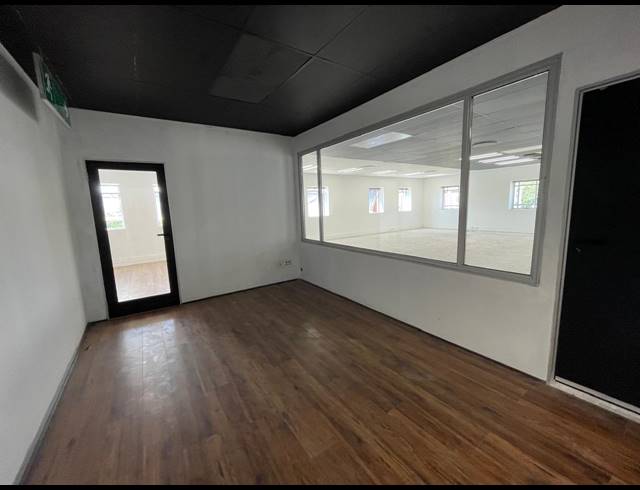205.60M² OFFICE TO LET IN RIVONIA